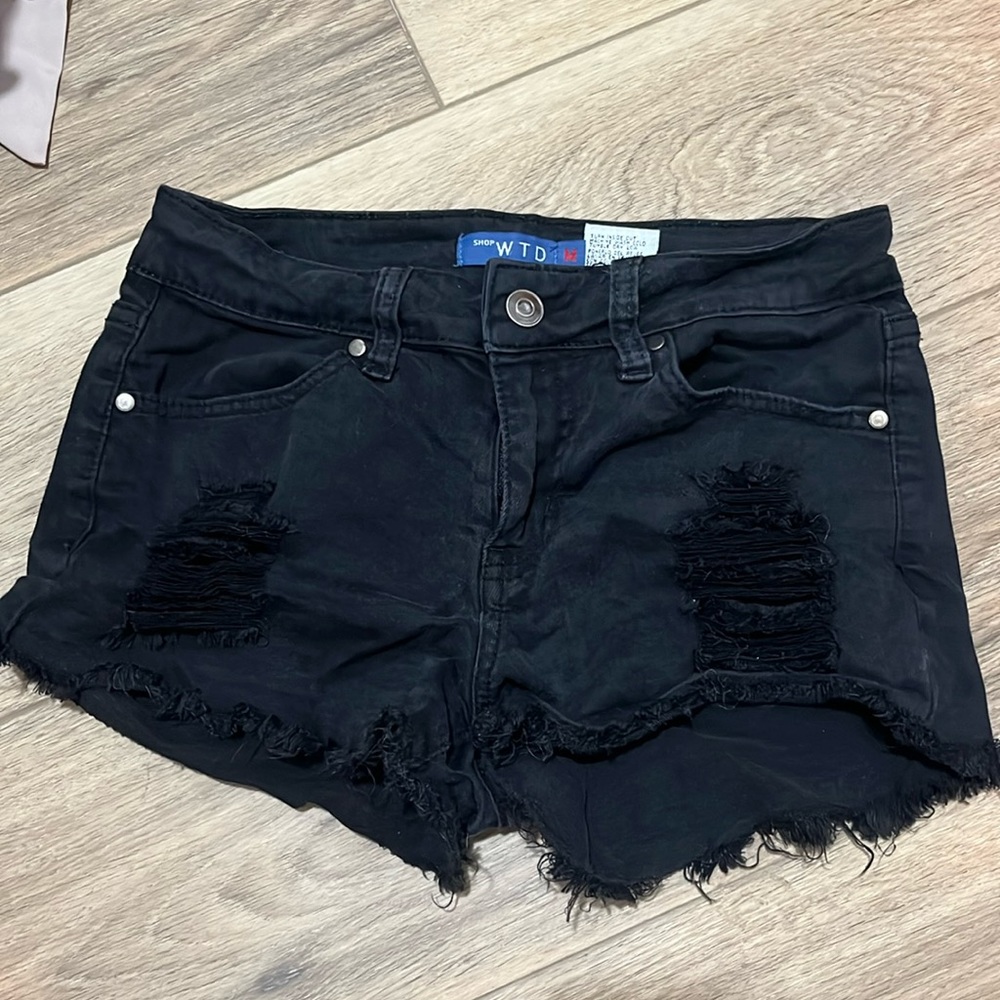 Black jean shorts size medium